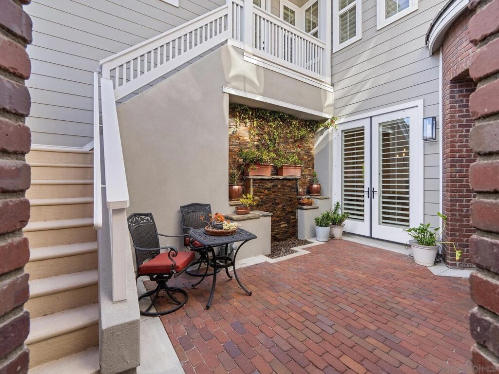 Photo 10 of 29 for 10785 Cherry Hill Dr