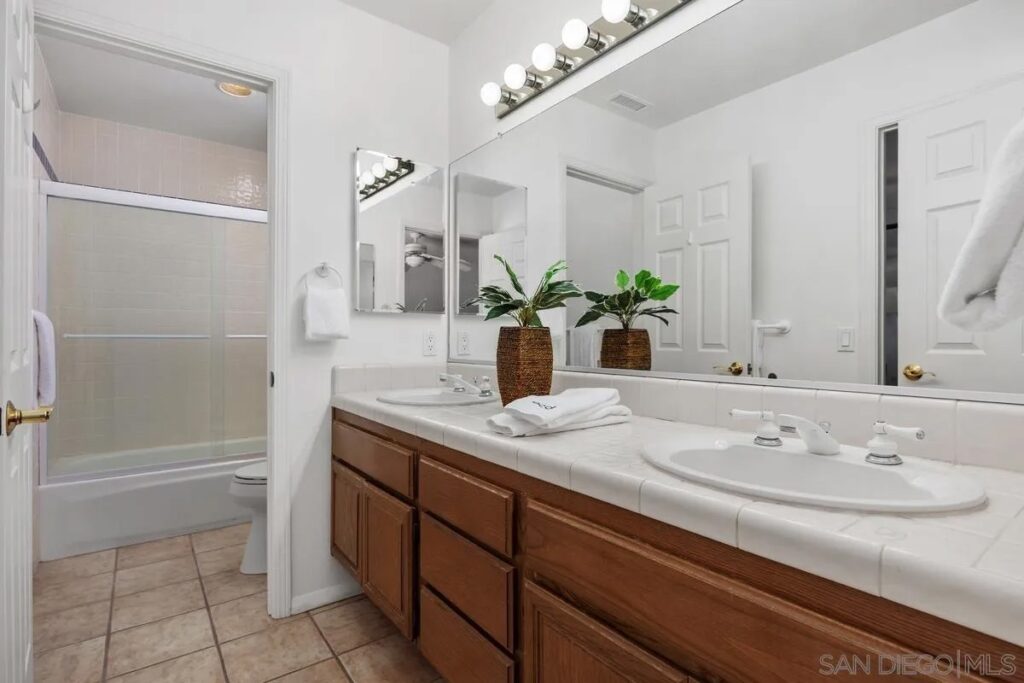Photo 15 of 17 for 13292 Norcroft Rd